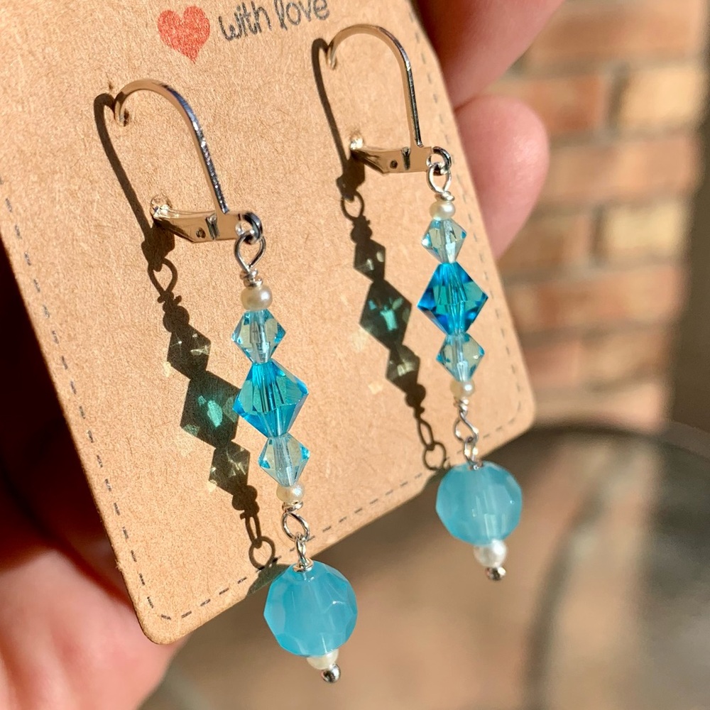 ❤️5/$15 Swarovski Blue Crystal and Pearls Wire Wrapped Silver Earrings